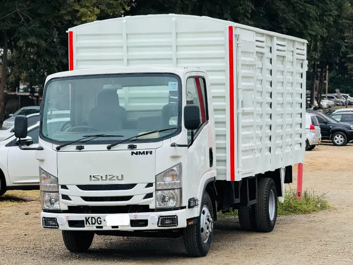 Isuzu NMR